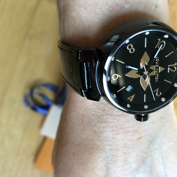 Women’s Louis Vuitton Tambour All Black Watch 39.5 Diamonds main image 15